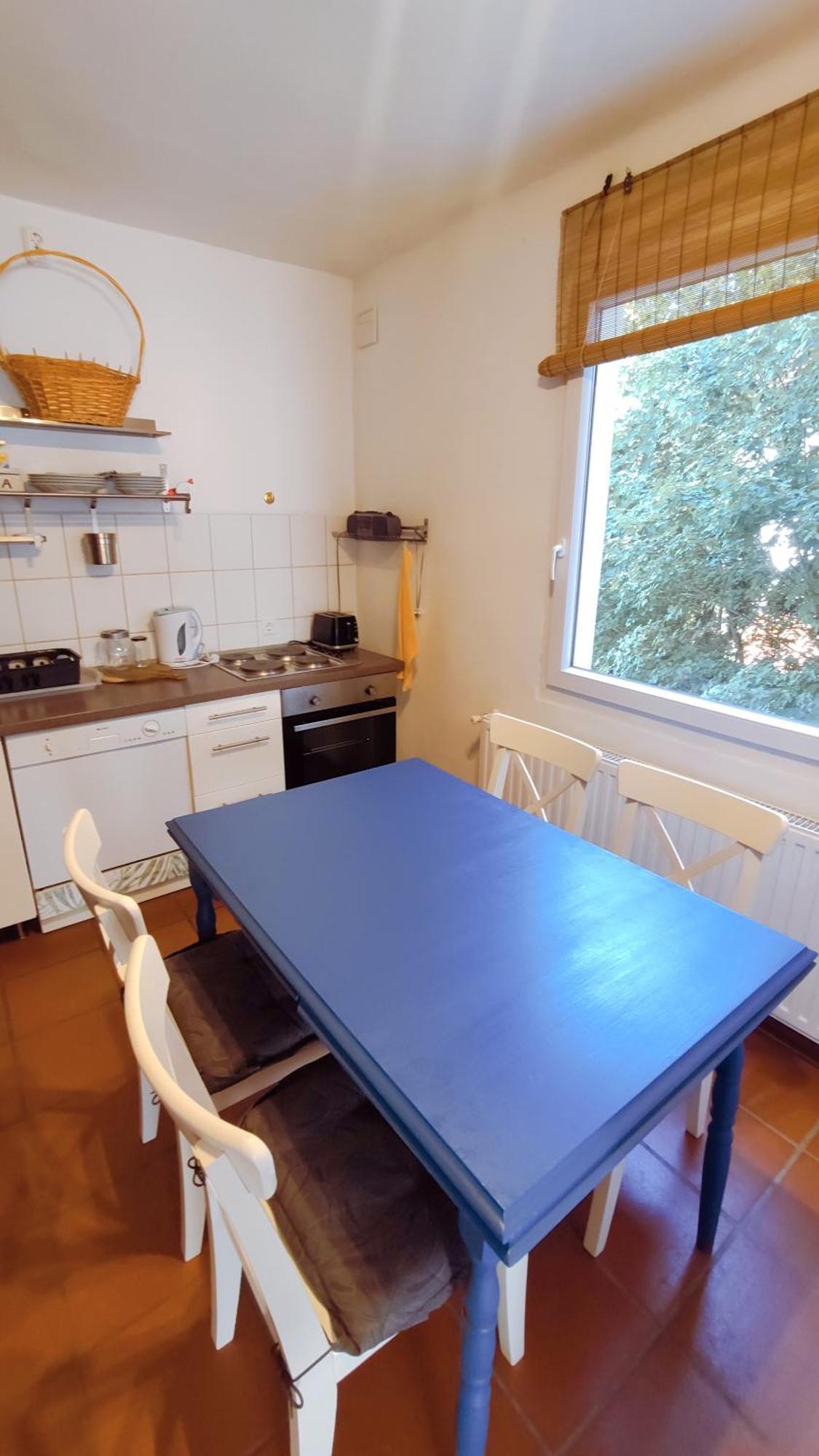 Romantic Two Bedroom Apartments In The Hills Of Budapest With Private Parking Exterior foto